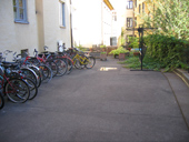 G�rdsbj�lklag med korroderade st�lbalkar fr�n tjugotalet